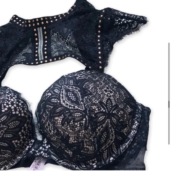 NEW! Victoria’s Secret black push-up bra with lace top attached - Picture 5 of 16